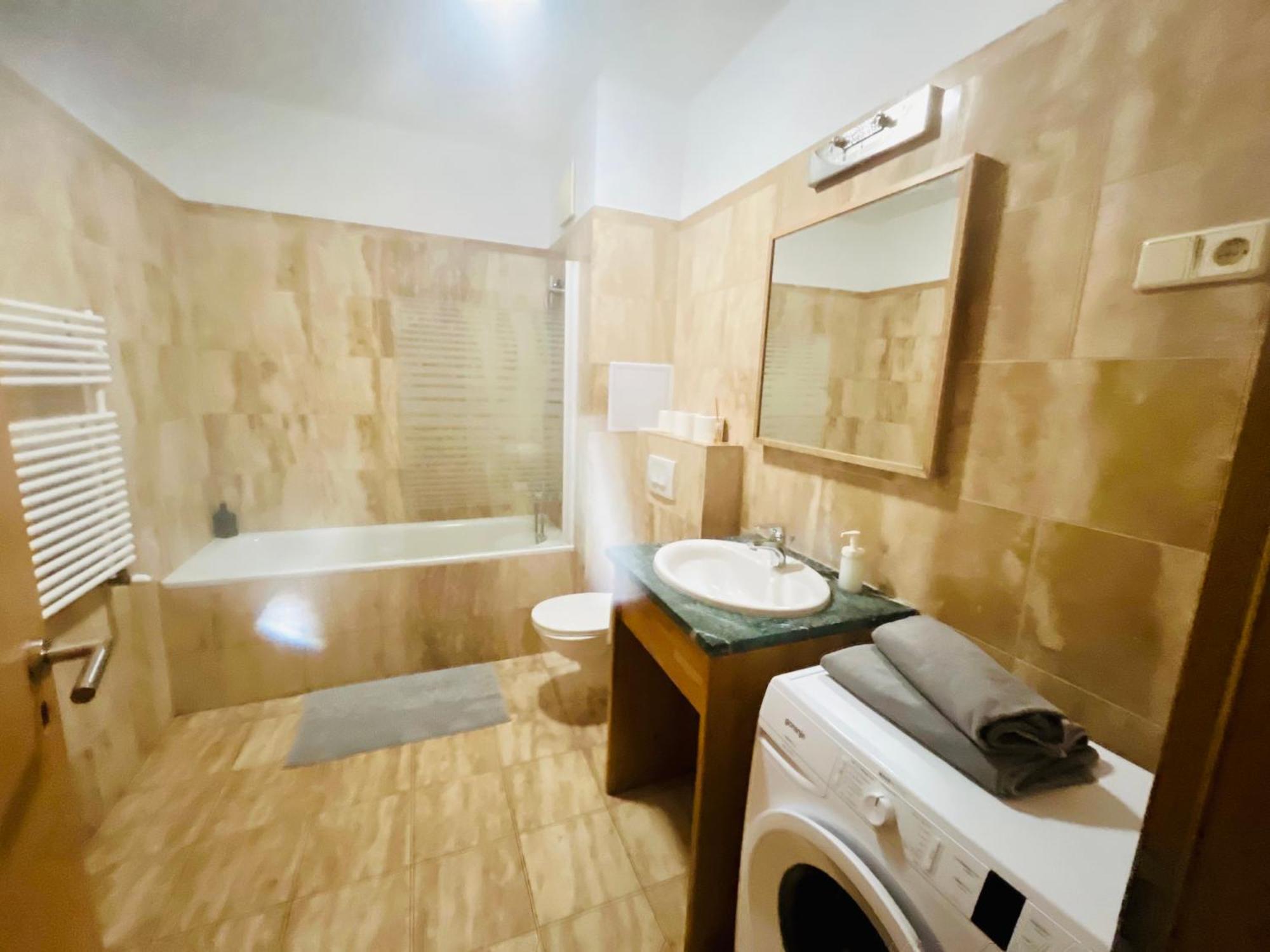 K9 B1.7 Apartment Budapest Exterior photo